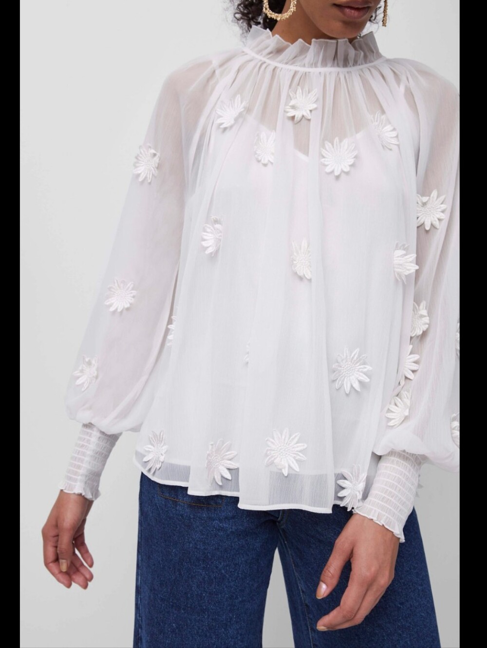 French Connection Aziza White Sheer Floral-Appliqué Blouse 💙